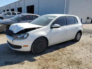 2013 Volkswagen Golf с VIN WVWDB7AJ1DW131713, выставлен на аукционе Copart как лот 42768295 с пробегом 151 708 миль миль и На запчасти • Non repairable. История ставок и продаж доступна на DreamBid. Изображение 1.