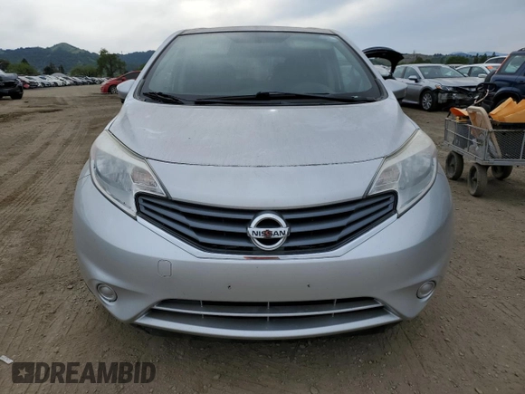 2016 Nissan Note SL z VIN 3N1CE2CP8GL370292, wystawiony jako Copart lot #52624075 z przebiegiem 94 195 mil mil oraz Szkoda całkowita • Salvage title. Historia ofert i sprzedaży dostępna na DreamBid. Obrazek 5.