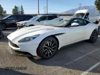 2017 Aston Martin DB11 z VIN SCFRMFAV8HGL03041, wystawiony jako Copart lot #41682005 z przebiegiem Nie podano mil oraz Szkody całkowita. Historia ofert i sprzedaży dostępna na DreamBid. Obrazek 1.