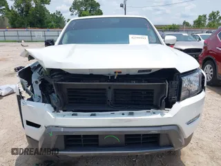 2024 Nissan Frontier SL с VIN 1N6ED1EJ0RN650784, выставлен на аукционе IAAI как лот 42399593 с пробегом 8 199 миль миль и . История ставок и продаж доступна на DreamBid. Изображение 6.