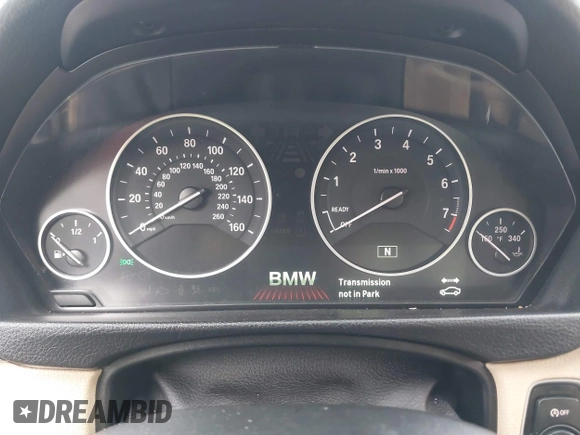 2012 BMW 3 Series 328i с VIN WBA3C1C58CF431864, выставлен на аукционе IAAI как лот 41732575 с пробегом Не указан миль и . История ставок и продаж доступна на DreamBid. Изображение 7.