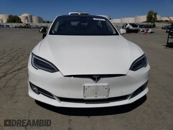 2019 Tesla Model S 75D с VIN 5YJSA1E26KF311667, выставлен на аукционе Copart как лот 56960275 с пробегом 108 495 миль миль и Списание • Salvage title. История ставок и продаж доступна на DreamBid. Изображение 5.