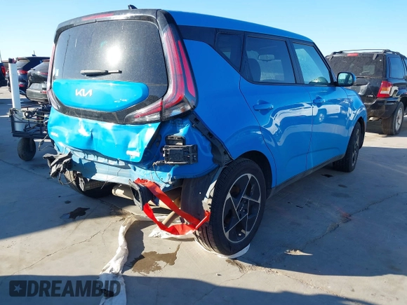 2023 Kia Soul EX with VIN KNDJ33AU2P7194532, listed as a IAAI auction lot 41743205 with 44,268 mi miles. Bid and sale history available at carsss.com. Image 4.