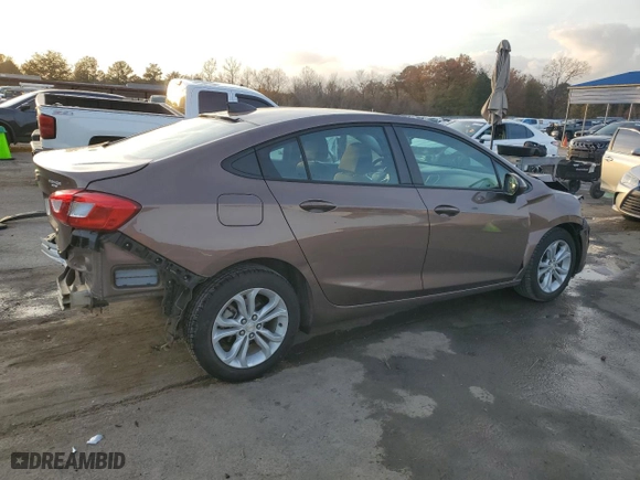 2019 Chevrolet Cruze LS with VIN 1G1BC5SM7K7121818, listed as a Copart auction lot 85230054 with 55,742 mi miles and Salvage Title. Bid and sale history available at carsss.com. Image 3.