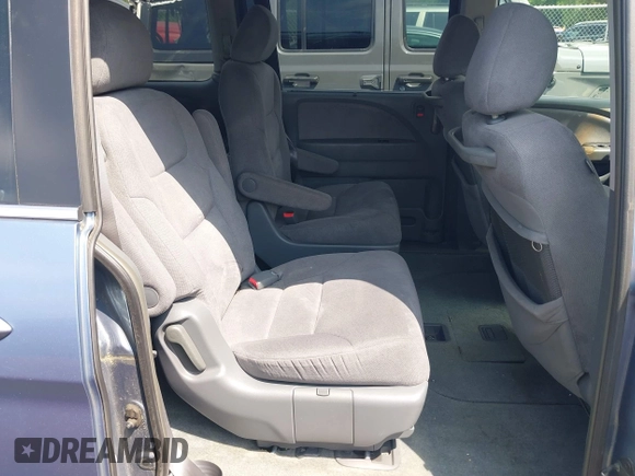 2006 Honda Odyssey EX z VIN 5FNRL38476B120251, wystawiony jako IAAI lot #42128586 z przebiegiem 171 372 mil mil oraz . Historia ofert i sprzedaży dostępna na DreamBid. Obrazek 8.