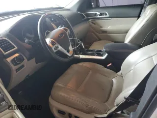 2011 Ford Explorer XLT с VIN 1FMHK7D80BGA45838, выставлен на аукционе Copart как лот 60816545 с пробегом 178 694 миль миль и Списание • Salvage title. История ставок и продаж доступна на DreamBid. Изображение 7.