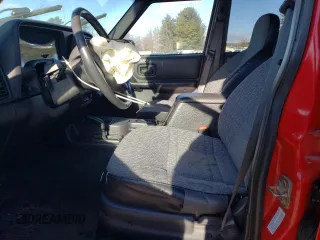 2000 Jeep Cherokee with VIN 1J4FF48S7YL237109, listed as a Copart auction lot 58420385 with 191,786 mi miles and Non repairable. Bid and sale history available at DreamBid. Image 7.