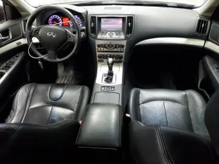 2008 Infiniti G35 with VIN JNKBV61E78M220357, listed as a Copart auction lot 83828374 with 242,405 mi miles and Salvage Title. Bid and sale history available at DreamBid. Image 8.