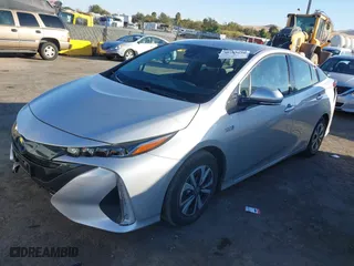 2018 Toyota Prius Prime Plus with VIN JTDKARFP0J3090863, listed as a IAAI auction lot 40789626 with 51,391 mi miles. Bid and sale history available at carsss.com. Image 19.