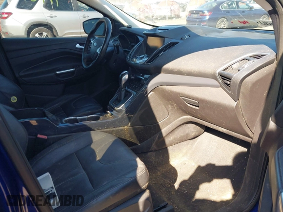2013 Ford Escape Titanium с VIN 1FMCU9J95DUB91251, выставлен на аукционе IAAI как лот 41784939 с пробегом 134 823 миль миль и . История ставок и продаж доступна на DreamBid. Изображение 5.