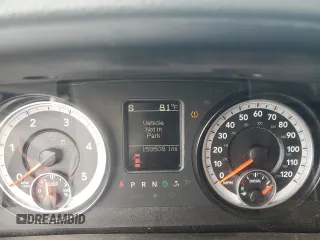 2015 Ram 2500 Tradesman z VIN 3C6UR5HLXFG655913, wystawiony jako Copart lot #63275035 z przebiegiem 159 508 mil mil oraz Szkoda całkowita • Salvage title. Historia ofert i sprzedaży dostępna na DreamBid. Obrazek 9.