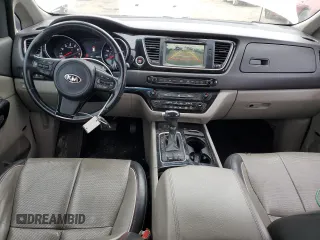 2015 Kia Sedona SX with VIN KNDMC5C19F6066689, listed as a Copart auction lot 85080314 with 154,972 mi miles and Clean Title. Bid and sale history available at carsss.com. Image 8.
