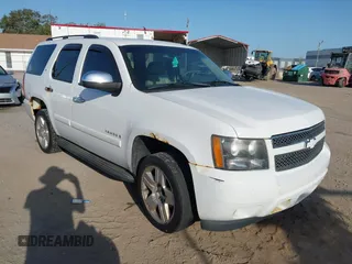 2007 Chevrolet Tahoe LT z VIN 1GNFK13057R348024, wystawiony jako IAAI lot #42269891 z przebiegiem 207 397 mil mil oraz . Historia ofert i sprzedaży dostępna na DreamBid. Obrazek 1.