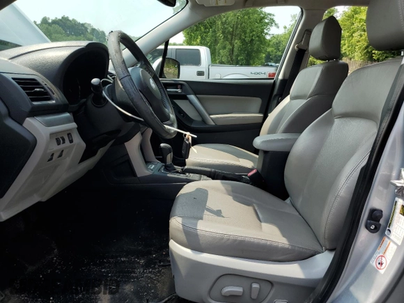 2015 Subaru Forester Touring z VIN JF2SJAWC8FH548336, wystawiony jako Copart lot #60596095 z przebiegiem 134 702 mil mil oraz Szkoda całkowita • Salvage title. Historia ofert i sprzedaży dostępna na DreamBid. Obrazek 7.