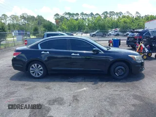 2011 Honda Accord EX-L с VIN 1HGCP3F88BA032555, выставлен на аукционе IAAI как лот 42556674 с пробегом 201 065 миль миль и . История ставок и продаж доступна на DreamBid. Изображение 14.