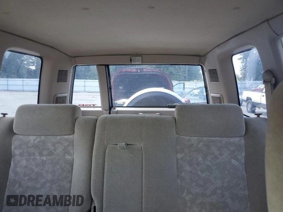 2000 Isuzu Trooper S with VIN JACDJ58X1Y7J12904, listed as a Copart auction lot 63835695 with 228,213 mi miles and Clean title. Bid and sale history available at DreamBid. Image 10.