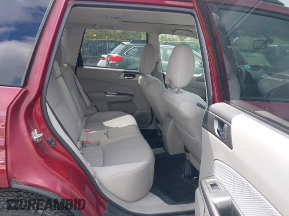 2011 Subaru Forester X Premium с VIN JF2SHBDC2BH752158, выставлен на аукционе IAAI как лот 42215594 с пробегом 175 014 миль миль и . История ставок и продаж доступна на DreamBid. Изображение 8.