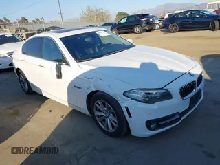 2015 BMW 5 Series 528i with VIN WBA5A5C56FD512769, listed as a IAAI auction lot 40832378 with 113,669 mi miles. Bid and sale history available at carsss.com. Image 1.