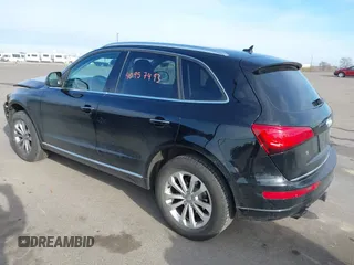 2015 Audi Q5 Premium with VIN WA1CFAFP1FA030479, listed as a IAAI auction lot 40957493 with 103,805 mi miles. Bid and sale history available at carsss.com. Image 3.