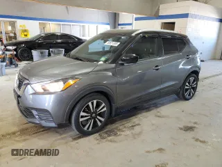 2020 Nissan Kicks SV with VIN 3N1CP5CV0LL515779, listed as a Copart auction lot 50621355 with 75,685 mi miles and Salvage Title. Bid and sale history available at carsss.com. Image 1.