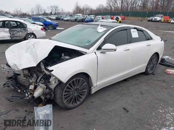 2014 Lincoln MKZ with VIN 3LN6L2J99ER819229, listed as a IAAI auction lot 41005075 with Not Provided miles. Bid and sale history available at carsss.com. Image 17.