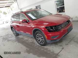 2019 Volkswagen Tiguan SE with VIN 3VV3B7AX3KM146213, listed as a IAAI auction lot 42757086 with 65,104 mi miles and . Bid and sale history available at DreamBid. Image 1.