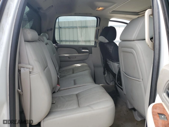 2008 Chevrolet Avalanche LT w/3LT with VIN 3GNEC12028G221064, listed as a Copart auction lot 70198884 with 150,159 mi miles and Salvage Title. Bid and sale history available at carsss.com. Image 11.