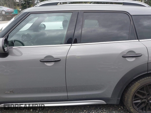 2022 MINI Countryman Cooper S with VIN WMZ83BR08N3N91662, listed as a IAAI auction lot 41949237 with 39,291 mi miles and . Bid and sale history available at DreamBid. Image 14.