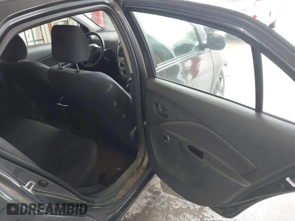 2008 Toyota Yaris с VIN JTDBT923981237331, выставлен на аукционе IAAI как лот 42278508 с пробегом 221 691 миль миль и . История ставок и продаж доступна на DreamBid. Изображение 8.