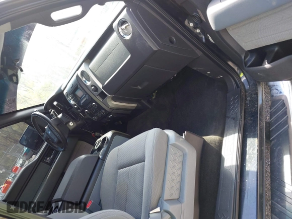 2013 Ford F-150 XL with VIN 1FTFW1EF2DFA72803, listed as a IAAI auction lot 42021655 with 118,063 mi miles and . Bid and sale history available at carsss.com. Image 5.
