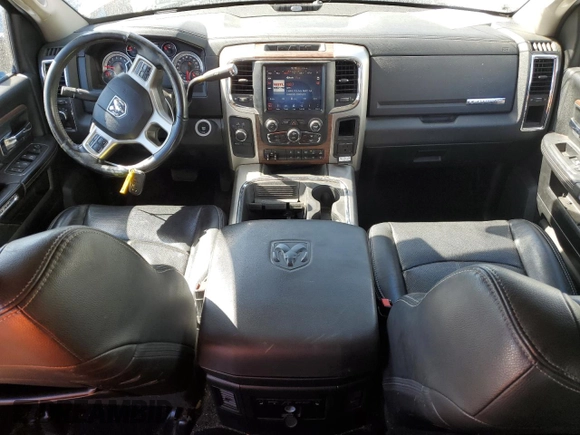 2018 Ram 2500 Laramie with VIN 3C6UR5FL6JG173046, listed as a Copart auction lot 52214735 with 396,828 mi miles and Clean title. Bid and sale history available at DreamBid. Image 8.