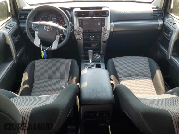 2022 Toyota 4Runner SR5 z VIN JTEMU5JR3N6023532, wystawiony jako Copart lot #63680825 z przebiegiem 83 672 mil mil oraz Szkoda całkowita • Salvage title. Historia ofert i sprzedaży dostępna na DreamBid. Obrazek 8.