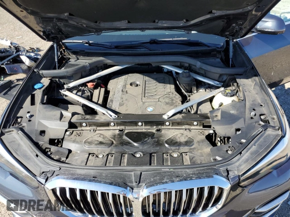 2019 BMW X5 xDrive40i with VIN 5UXCR6C5XKLL63225, listed as a Copart auction lot 40607923 with 31,440 mi miles. Bid and sale history available at carsss.com. Image 13.
