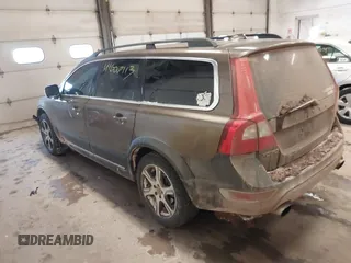 2013 Volvo XC70 T6 with VIN YV4902BZ3D1160451, listed as a IAAI auction lot 41607113 with 212,568 mi miles and . Bid and sale history available at DreamBid. Image 3.