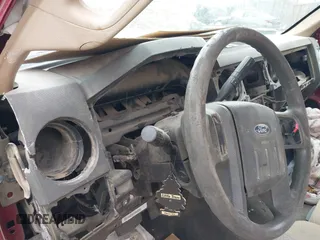 2015 Ford F-250 Lariat с VIN 1FT7W2B61FEC80646, выставлен на аукционе IAAI как лот 42202405 с пробегом Не указан миль и . История ставок и продаж доступна на DreamBid. Изображение 16.