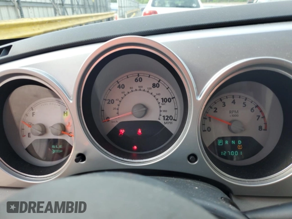 2008 Chrysler PT Cruiser z VIN 3A8FY48B68T120621, wystawiony jako Copart lot #56473555 z przebiegiem 127 001 mil mil oraz Nie do naprawy • Non repairable. Historia ofert i sprzedaży dostępna na DreamBid. Obrazek 9.