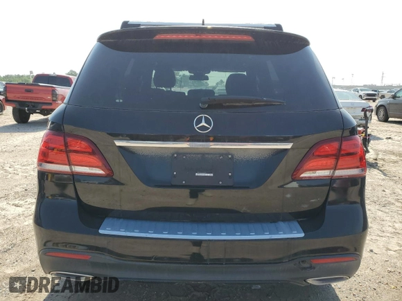 2016 Mercedes-Benz GLE 350 z VIN 4JGDA5JB9GA738505, wystawiony jako Copart lot #56001395 z przebiegiem 73 946 mil mil oraz Czysty tytuł • Clean title. Historia ofert i sprzedaży dostępna na DreamBid. Obrazek 6.
