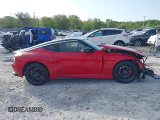 2025 Nissan Z Performance with VIN JN1BZ4BH2SM411231, listed as a IAAI auction lot 42030511 with 251 mi miles and . Bid and sale history available at DreamBid. Image 13.