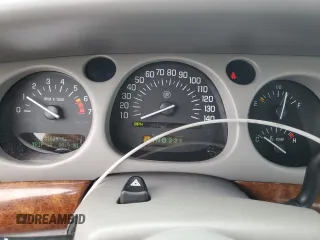 2001 Buick LeSabre Limited z VIN 1G4HR54K11U297397, wystawiony jako Copart lot #63973525 z przebiegiem 131 629 mil mil oraz Czysty tytuł • Clean title. Historia ofert i sprzedaży dostępna na DreamBid. Obrazek 9.