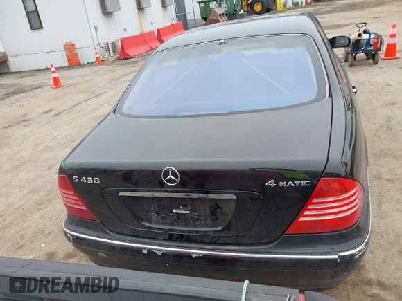 2005 Mercedes-Benz S-Class 4.3L with VIN WDBNG83J15A442273, listed as a IAAI auction lot 41556519 with 222,481 mi miles. Bid and sale history available at carsss.com. Image 16.