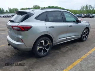 2023 Ford Escape ST-Line Select с VIN 1FMCU9NA4PUB17635, выставлен на аукционе IAAI как лот 42391475 с пробегом 25 383 миль миль и . История ставок и продаж доступна на DreamBid. Изображение 4.