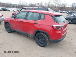 2019 Jeep Compass Sport z VIN 3C4NJCABXKT802534, wystawiony jako IAAI lot #41128295 z przebiegiem 66 719 mil mil oraz . Historia ofert i sprzedaży dostępna na DreamBid. Obrazek 3.