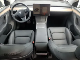 2024 Tesla Model Y Long Range с VIN 7SAYGDEE1RA234222, выставлен на аукционе Copart как лот 55139025 с пробегом 17 829 миль миль и Списание • Salvage title. История ставок и продаж доступна на DreamBid. Изображение 8.