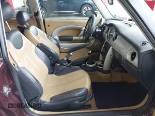 2003 MINI Hardtop с VIN WMWRC33473TC39868, выставлен на аукционе IAAI как лот 41279678 с пробегом 162 005 миль миль и . История ставок и продаж доступна на DreamBid. Изображение 5.