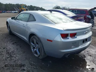 2011 Chevrolet Camaro 2SS with VIN 2G1FT1EW7B9119850, listed as a IAAI auction lot 41313247 with 82,802 mi miles and . Bid and sale history available at DreamBid. Image 3.