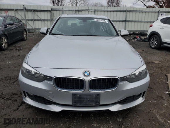 2014 BMW 3 Series 328i xDrive with VIN WBA3B5G53ENS06927, listed as a Copart auction lot 52871955 with 178,753 mi miles and Salvage Title. Bid and sale history available at DreamBid. Image 5.