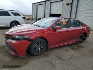 2022 Toyota Camry Hybrid SE with VIN 4T1S31AK3NU039800, listed as a Copart auction lot 48187295 with 62,100 mi miles and Salvage Title. Bid and sale history available at carsss.com. Image 1.
