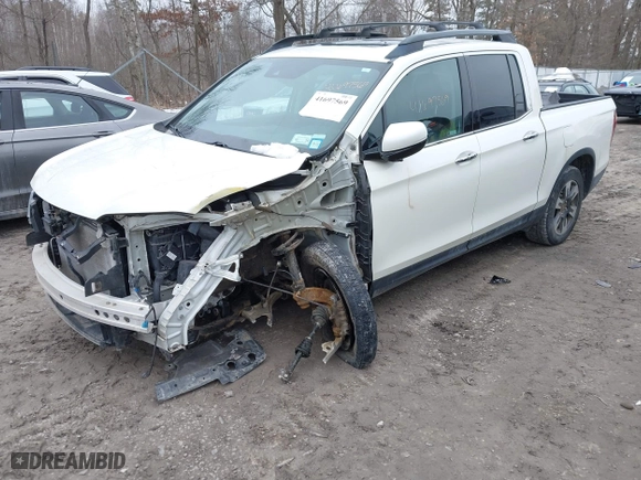 2019 Honda Ridgeline RTL-E with VIN 5FPYK3F77KB007879, listed as a IAAI auction lot 41697569 with 80,215 mi miles. Bid and sale history available at carsss.com. Image 17.