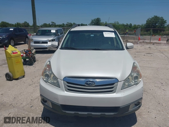 2012 Subaru Outback 2.5i z VIN 4S4BRCAC8C3263070, wystawiony jako IAAI lot #42299243 z przebiegiem 134 902 mil mil oraz . Historia ofert i sprzedaży dostępna na DreamBid. Obrazek 6.