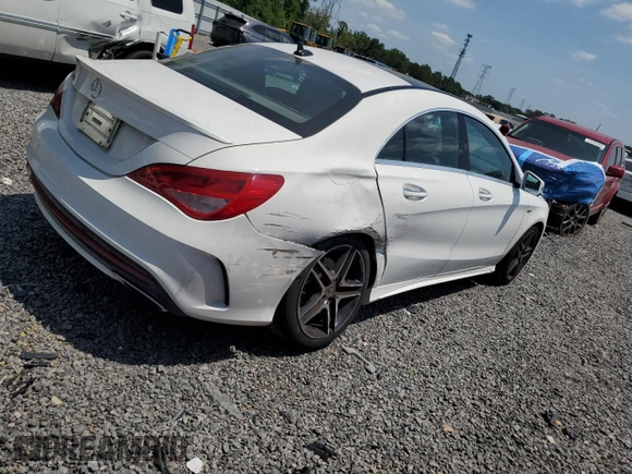 2018 Mercedes-Benz CLA 250 with VIN WDDSJ4EB4JN692071, listed as a Copart auction lot 54217165 with 139,609 mi miles and Salvage title. Bid and sale history available at DreamBid. Image 3.